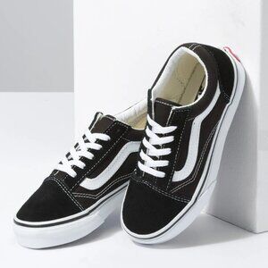 💮2/$40💮 Vans Off the Wall Old Skool Sneakers